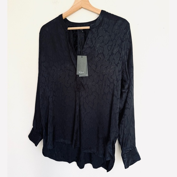 NWT Rails Onyx Leopard Top Blouse in Dark Blue - Picture 7 of 11